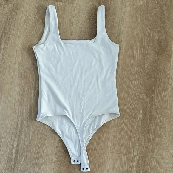 Women's White Square Neck Tank Bodysuit/ Soft A&F Collection - Picture 3 of 4